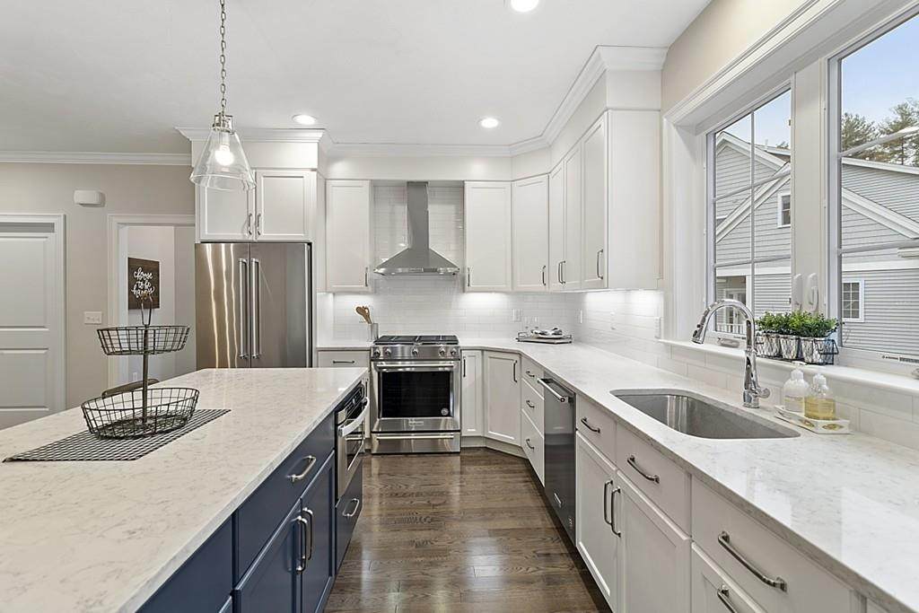 1 Northpond Way - Photo 1