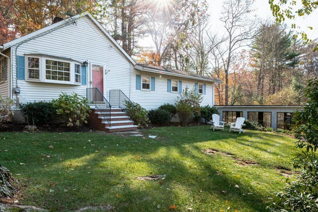16 Leslie Rd - Photo 1