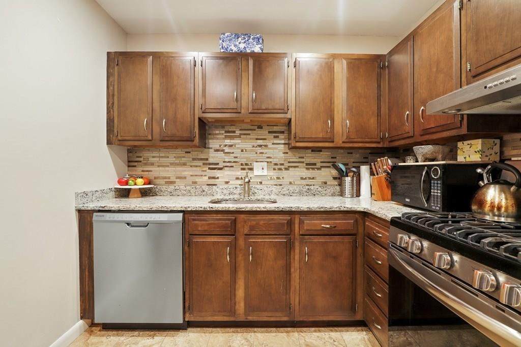 300 Tremont Street - Photo 1