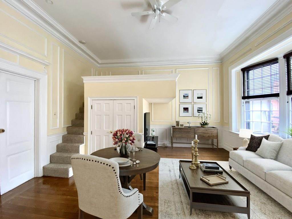 411 Beacon - Photo 1
