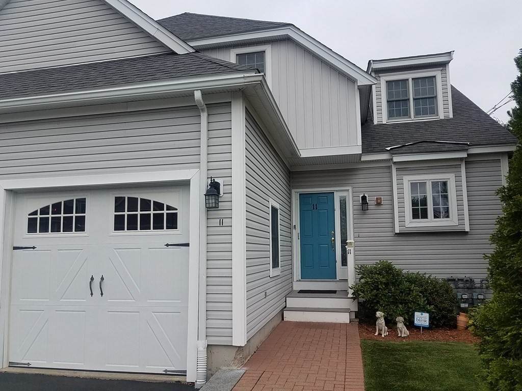 597 Main St - Photo 1