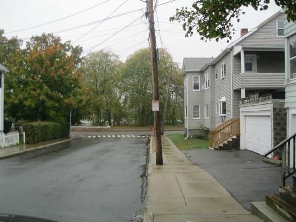 15 Crest Hill Road - Photo 1