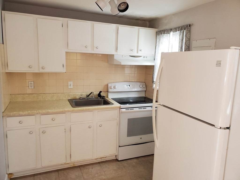 66 Prescott St - Photo 1