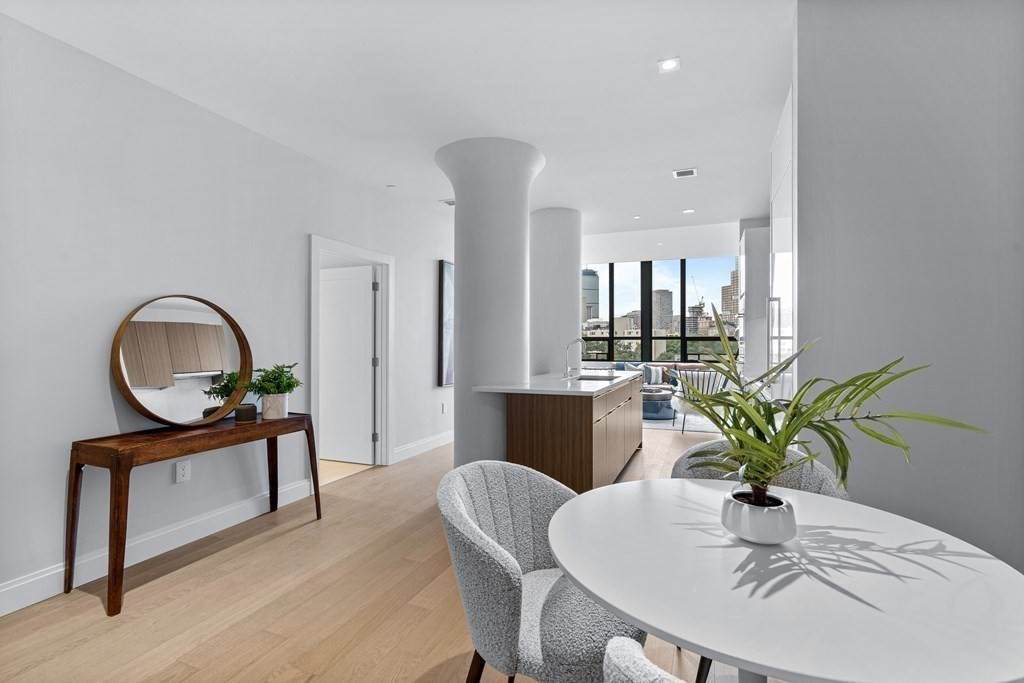100 Shawmut Avenue - Photo 1