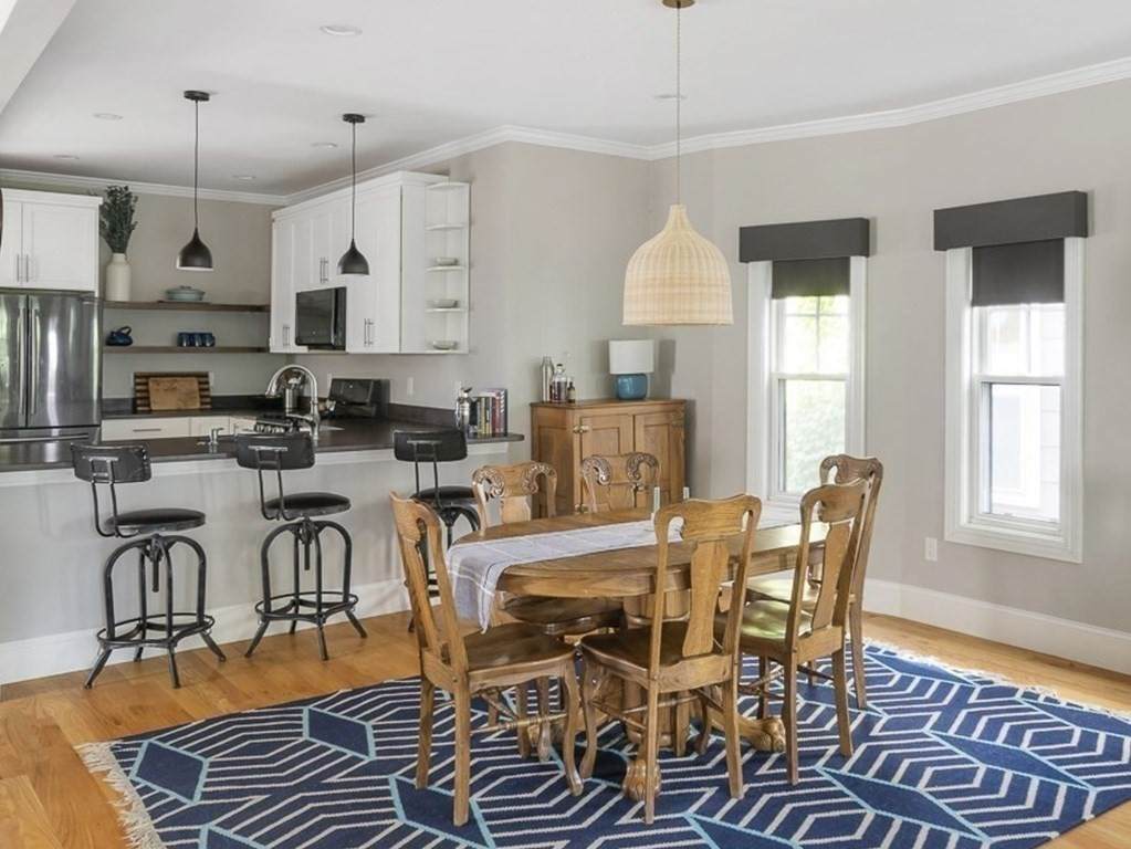 292 Summer St - Photo 1