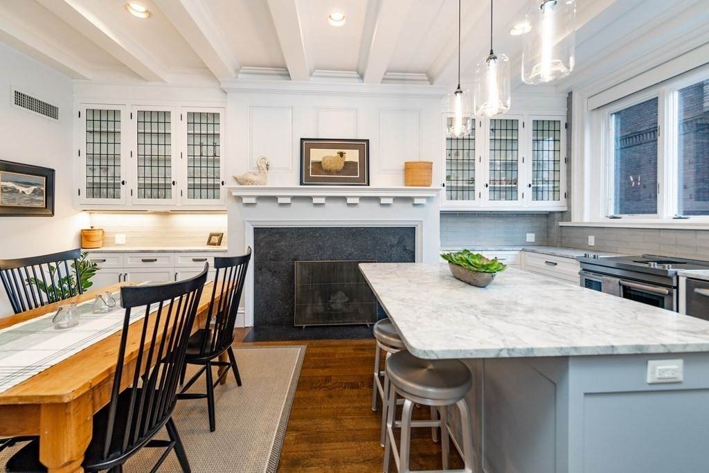 13 Gloucester - Photo 1