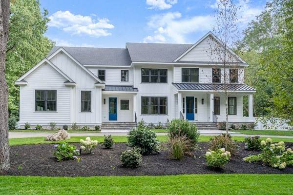 37 Falmouth Rd - Photo 1
