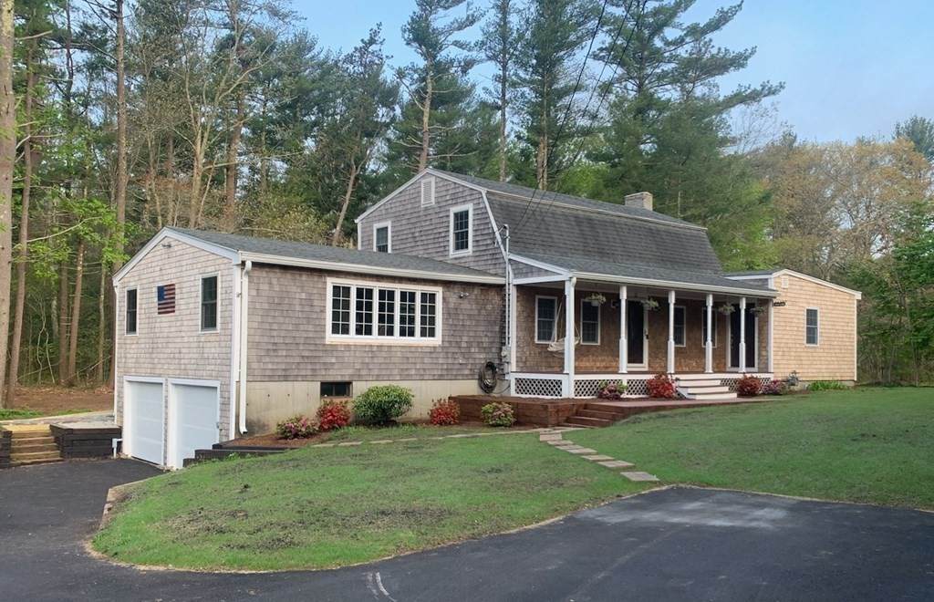398 Summer St - Photo 1