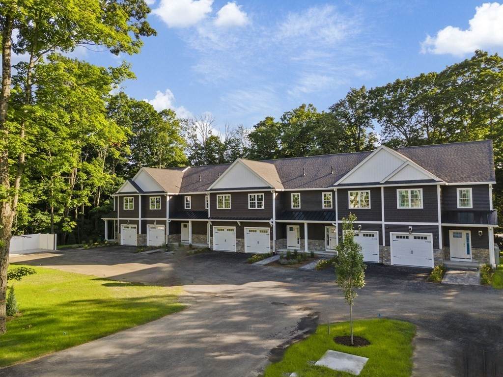 17 Glenwood Ave - Photo 1