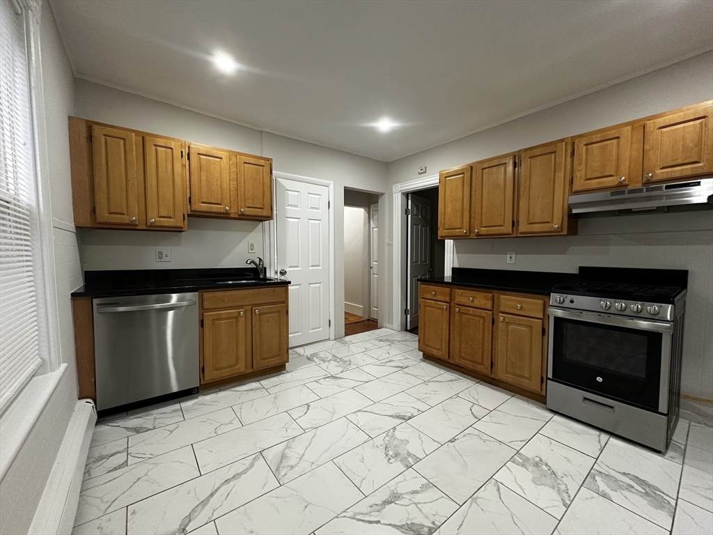 22 Howell St - Photo 1