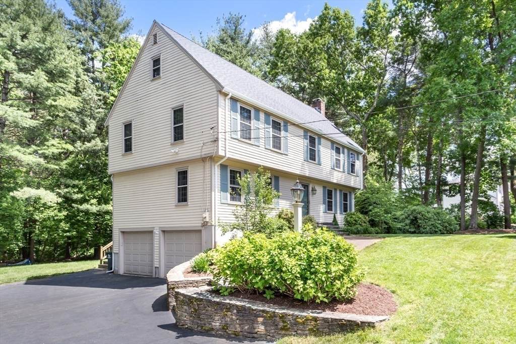 12 Chickadee Drive - Photo 1