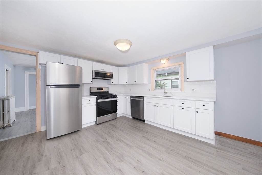 138 Brown St - Photo 1