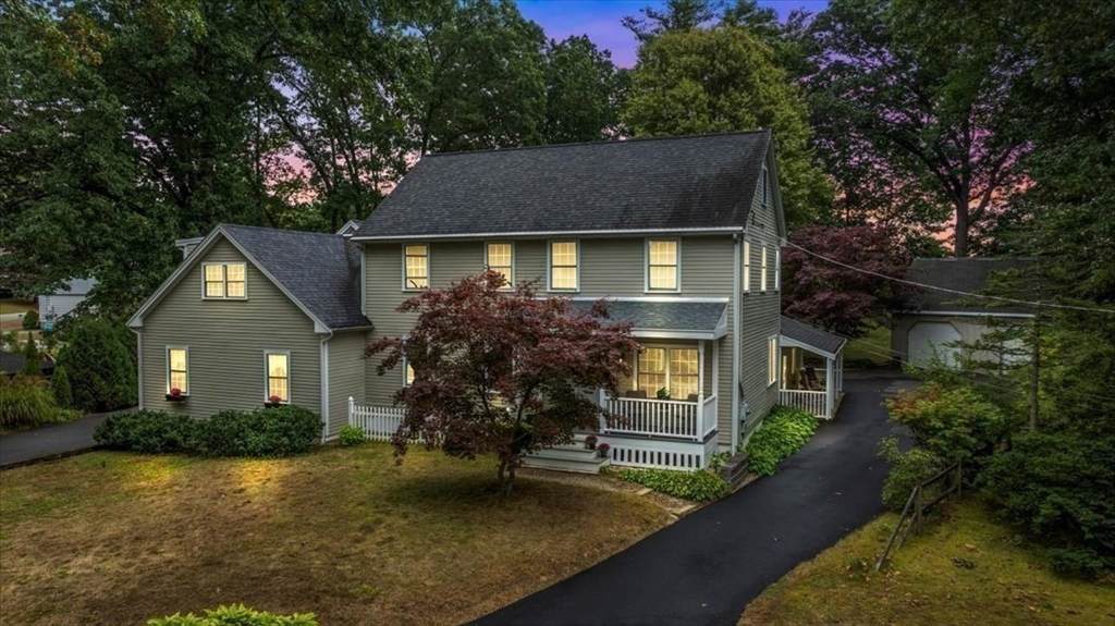 13 Laurel Rd - Photo 1