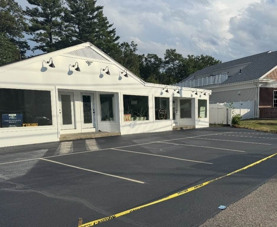 50 W. Main St - Photo 1