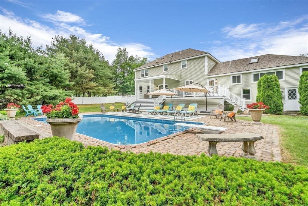 72 Rinnock Rd - Photo 1