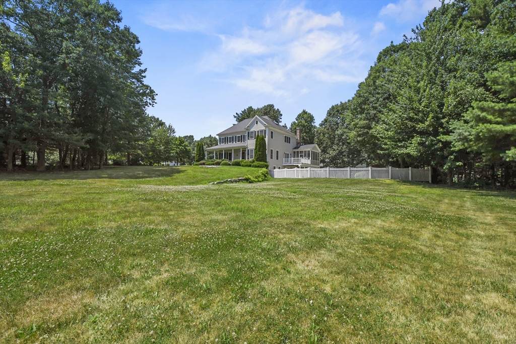 45 Berkshire - Photo 1