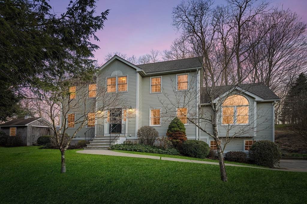 4 Barberry Ln - Photo 1