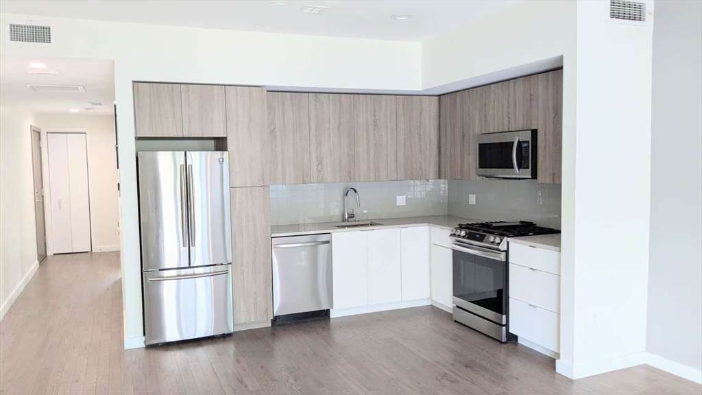 133-135 Hyde Park Ave - Photo 1