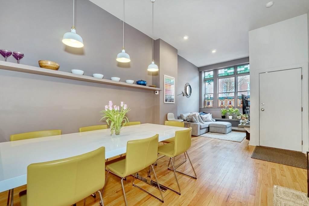 70 Clarendon St - Photo 1