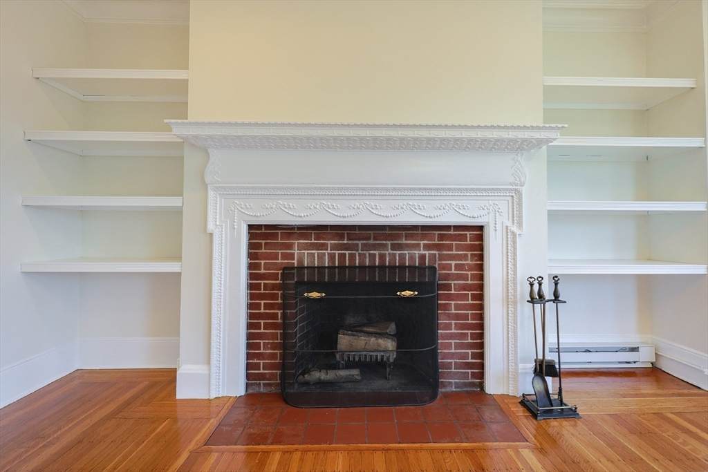 https://bt-photos.global.ssl.fastly.net/mlspin/orig_boomver_4_73371279_2.jpg
