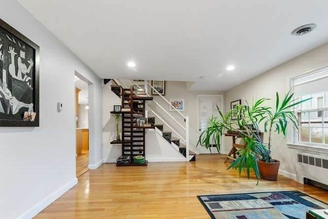 110 Waverley - Photo 1