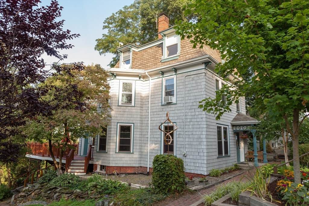 182 Palfrey Street - Photo 1