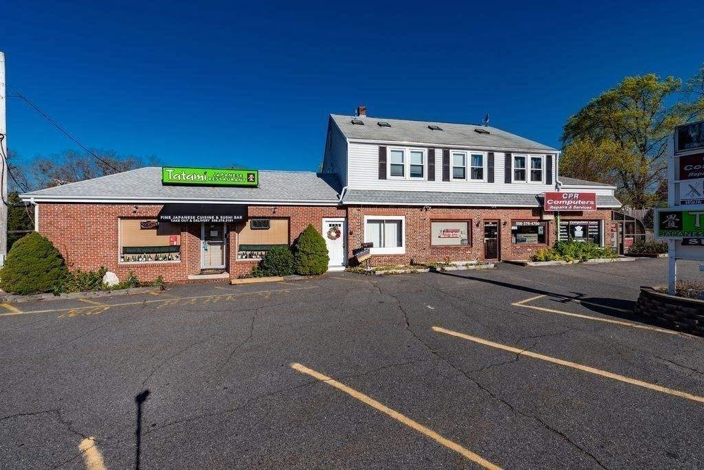 118 North Bedford Street - Photo 1