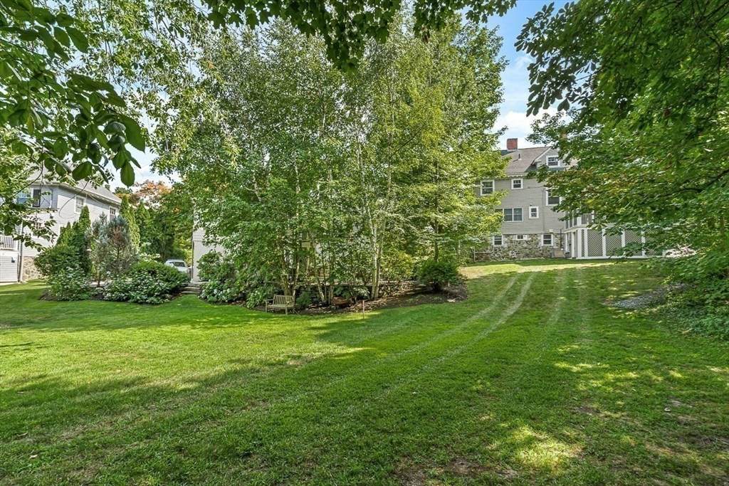 19 Glengarry Road - Photo 1