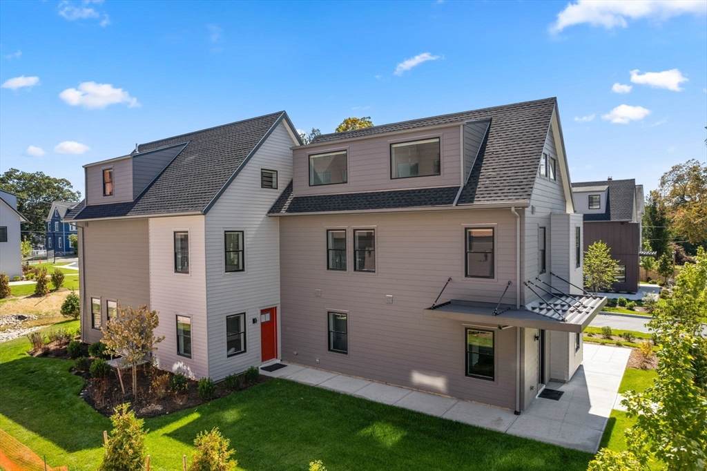 3B Wilson St - Photo 1