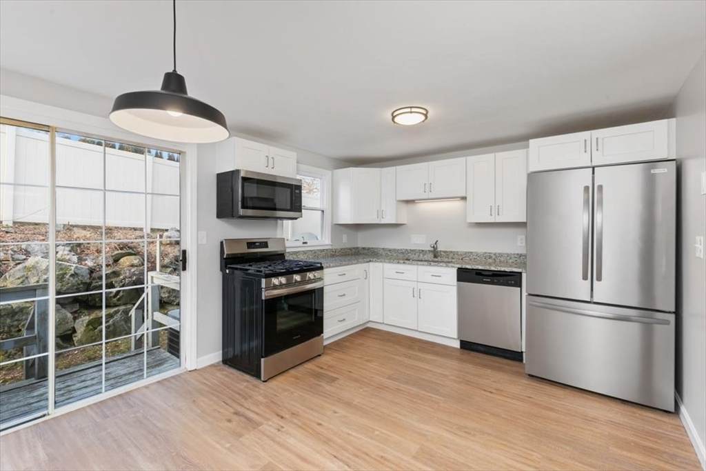 12C Oliver St - Photo 1