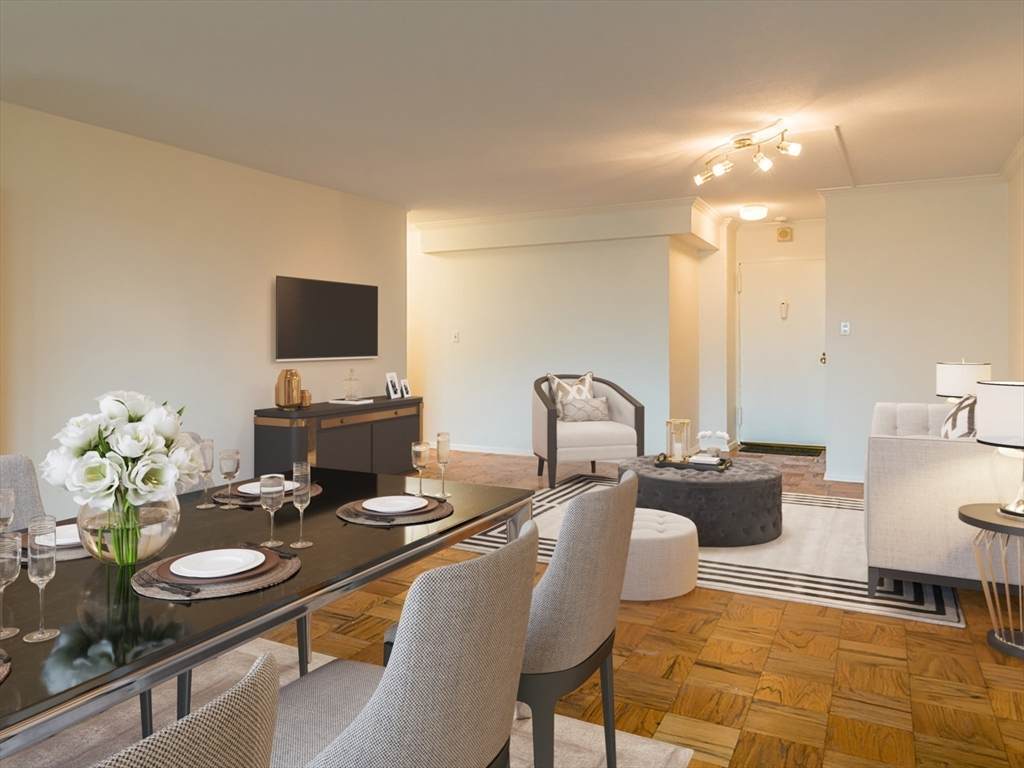 9 Hawthorne - Photo 1