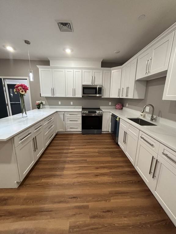 13 Nahant Street - Photo 1