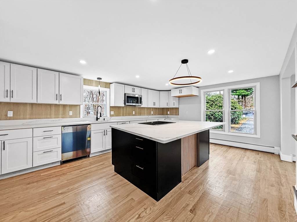 21 Burlington Rd - Photo 1