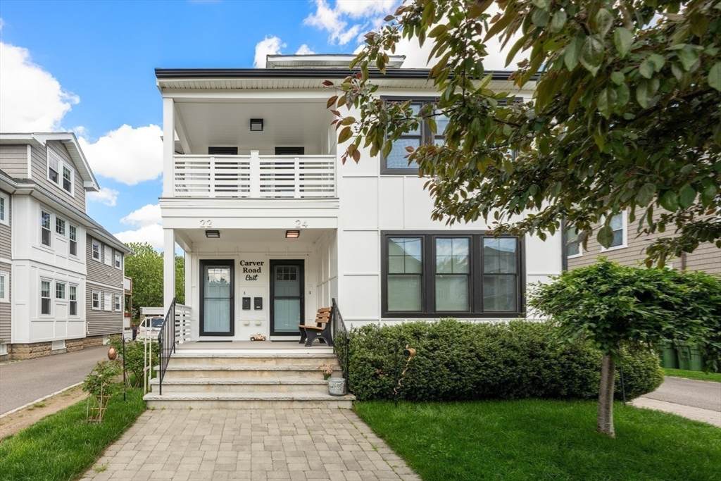 22 Carver Rd East - Photo 1