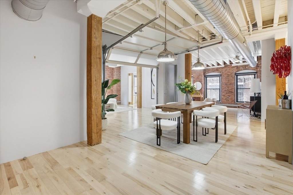 111 Beach St - Photo 1