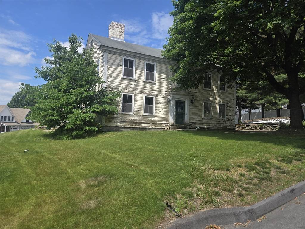 19 Ash St - Photo 1