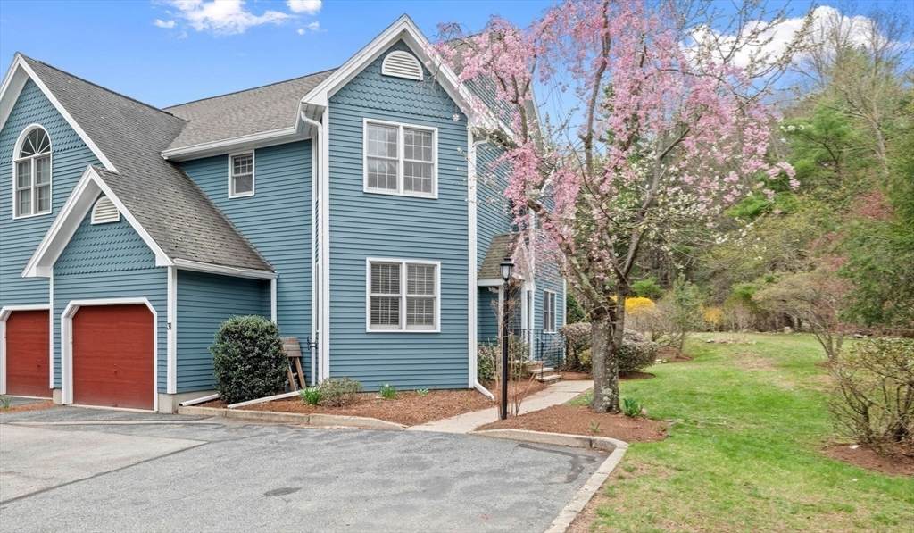 31 Forest Lane - Photo 1