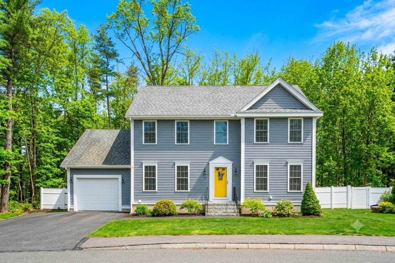 17 Mason Ln - Photo 1