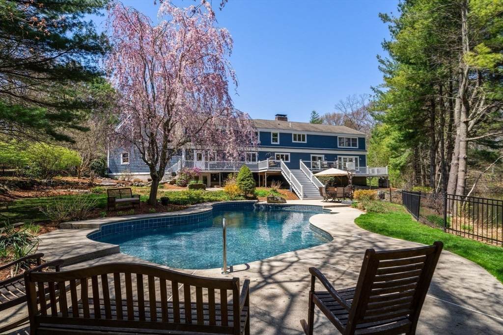 19 Devonshire Rd - Photo 1