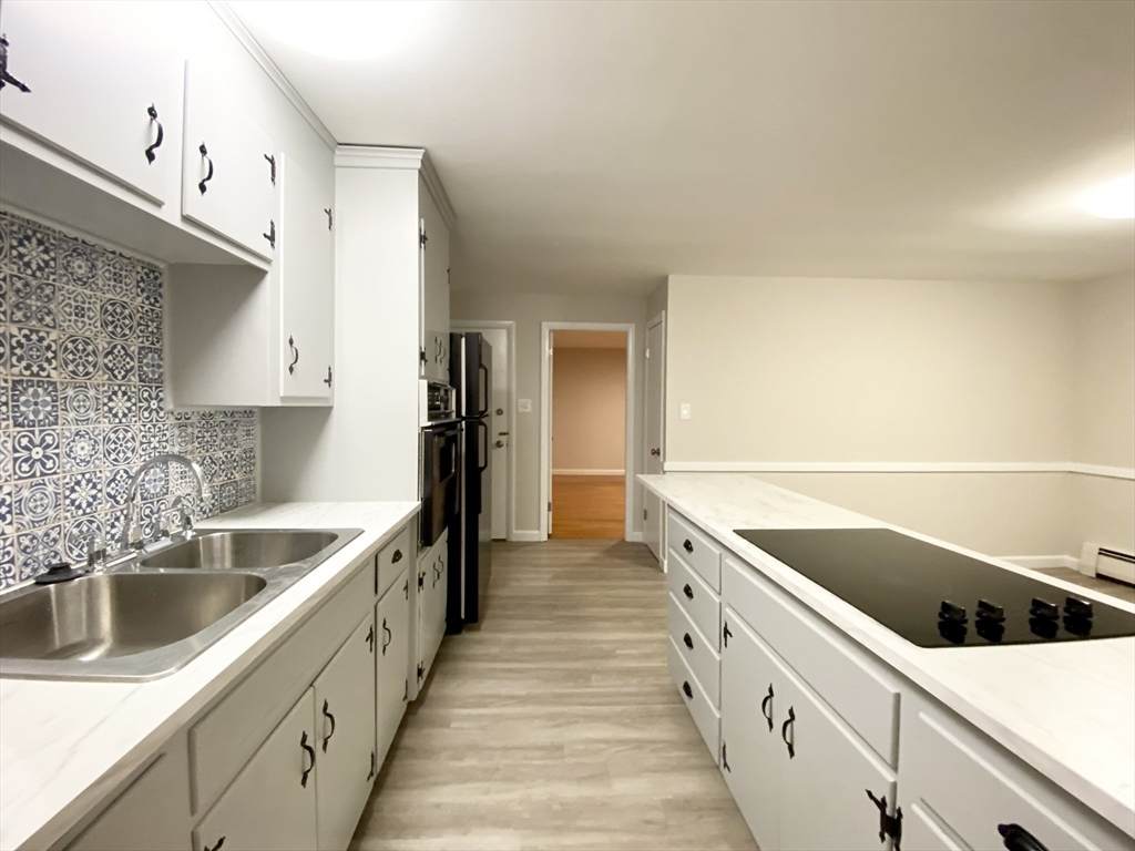 57 Kimball Ave - Photo 1