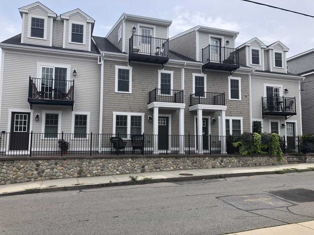 25 Howland St - Photo 1