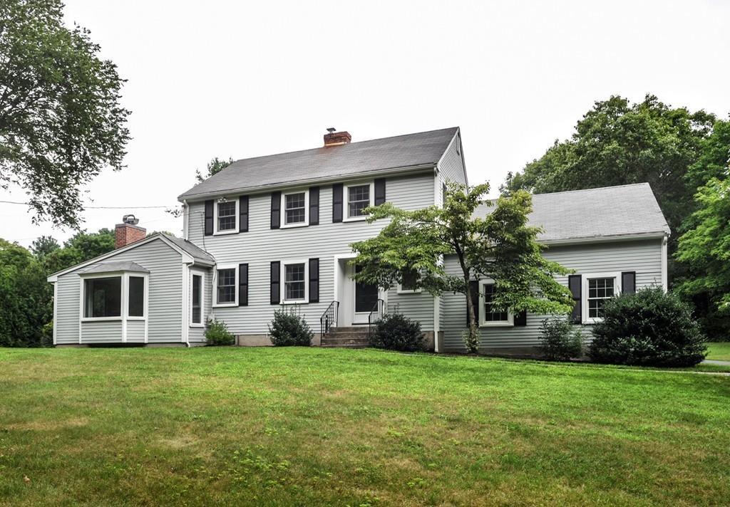 2 Maple Lane - Photo 1