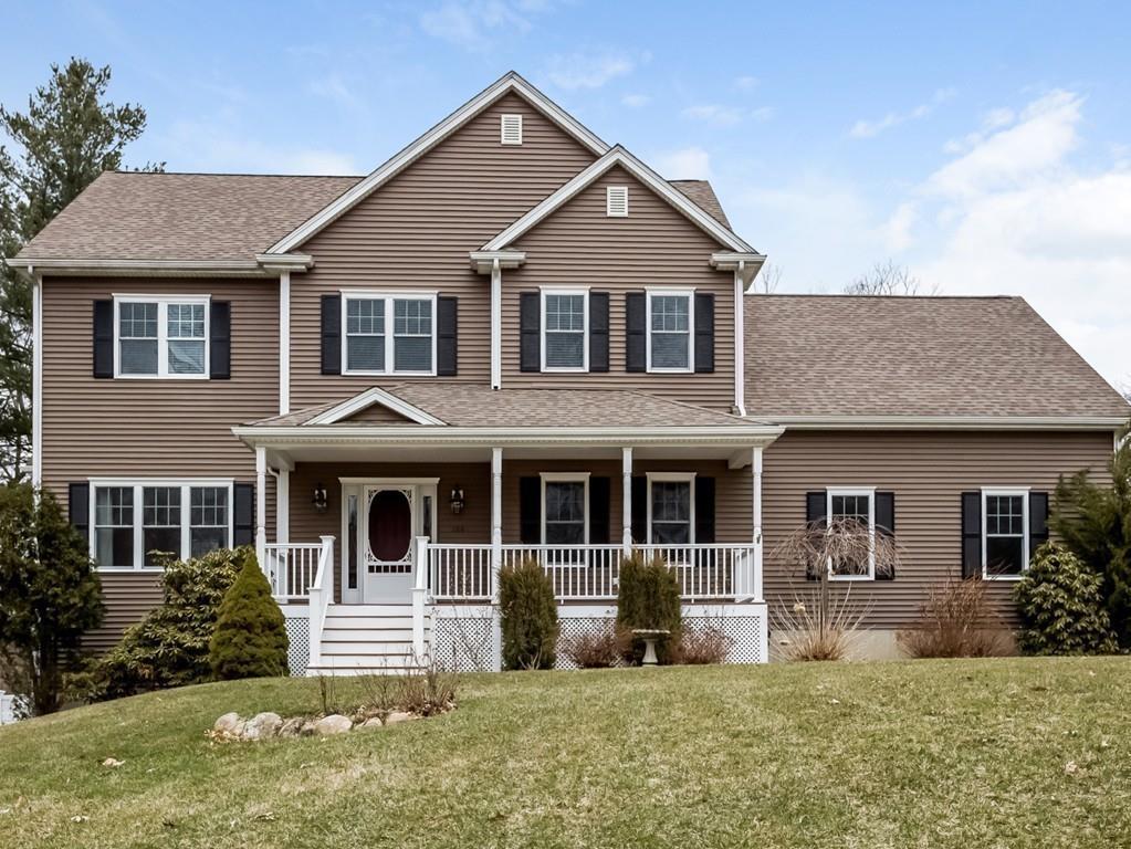 100 Oak Hill Ave - Photo 1