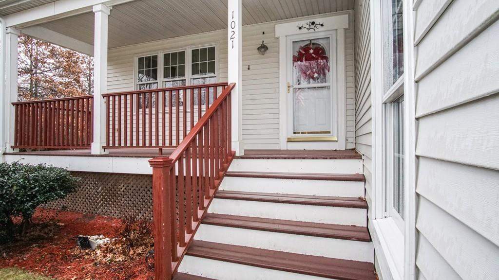 1021 Taunton Avenue - Photo 1