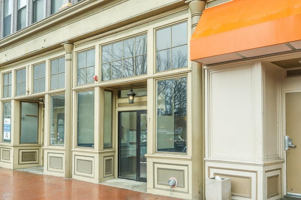 7 Central Sq - Photo 1