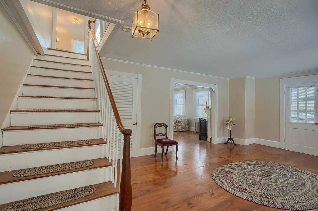 65 Townsend - Photo 1