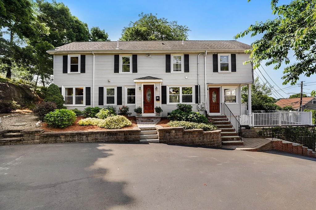 17 Hemlock Street - Photo 1