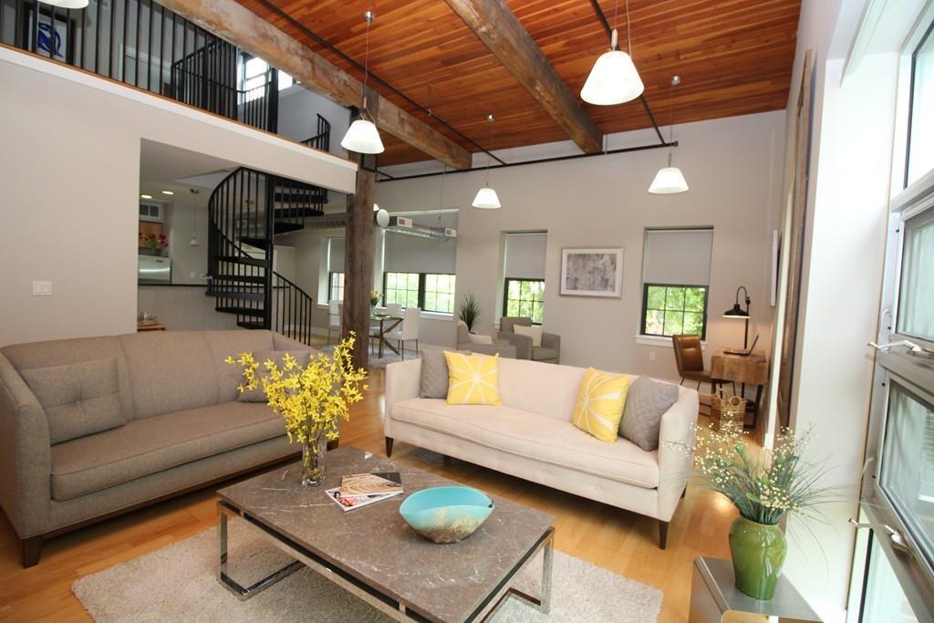 4 Powder Mill Square - Photo 1
