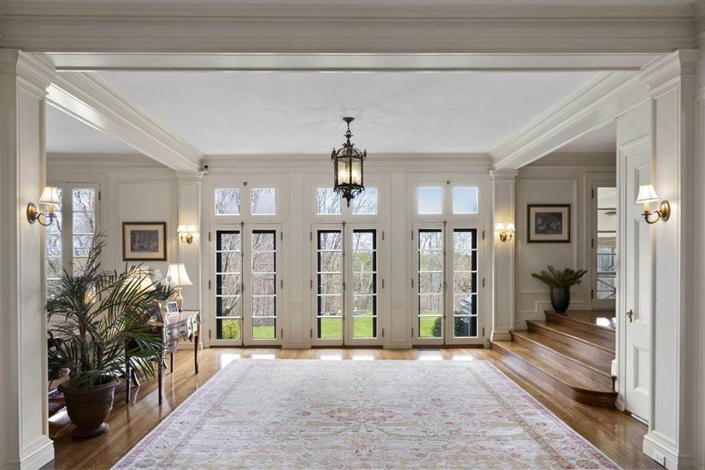5 Main Dr - Photo 1