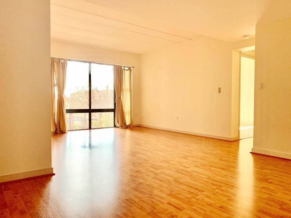 170 Gore St - Photo 1